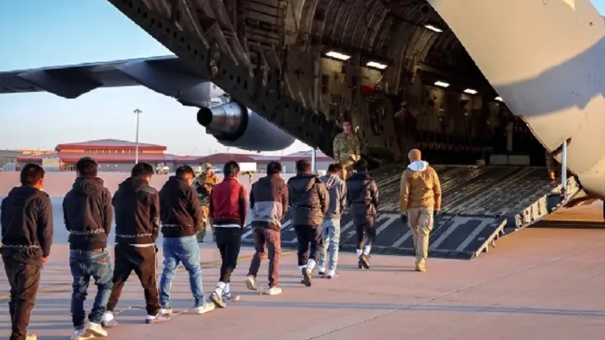 Migrants expulsés vers l’Afrique: des Guinéens débarqués au Ghana par les États-Unis